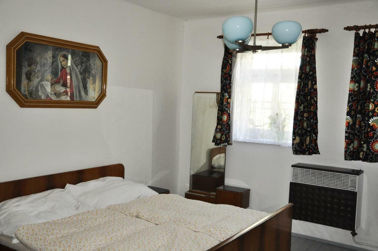 Lately Renovated Country House Trenčín Kültér fotó